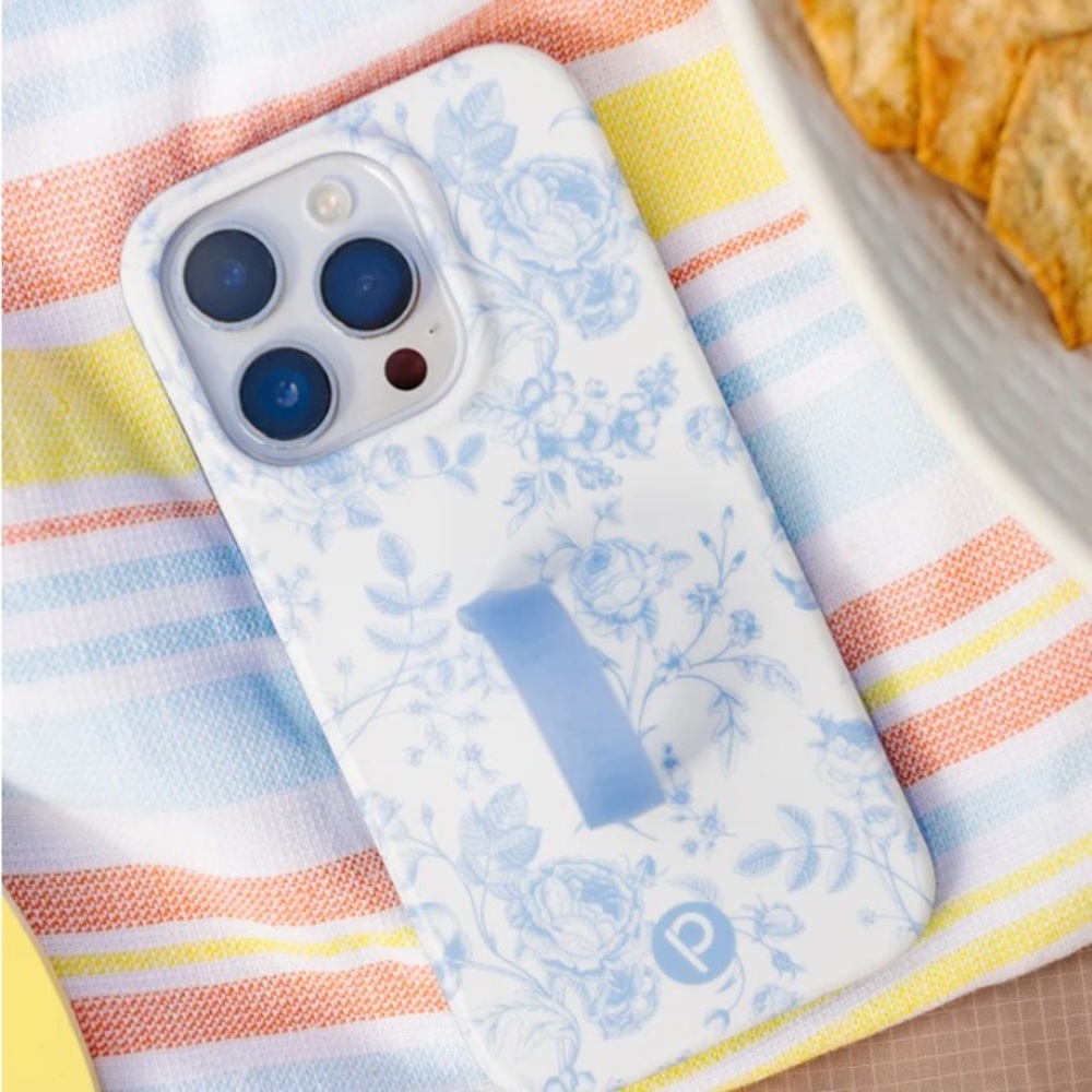 iPhone 14 Pro Loopy Case (Blue Toile) — LIKE NEW Case with Loop